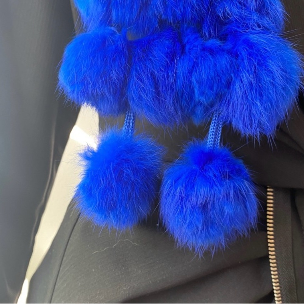 Real Rabbit Fur Scarf in Royal Blue NWOT - Picture 4 of 4